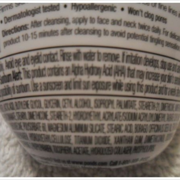 2 PONDS Rejuveness Anti Wrinkle Line Reducer Cream - Picture 5 of 8